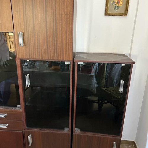 Living room showcase used, height 2m and length 3m
