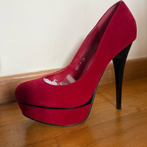 Red suede SDS pumps used, size 39, 14cm heel