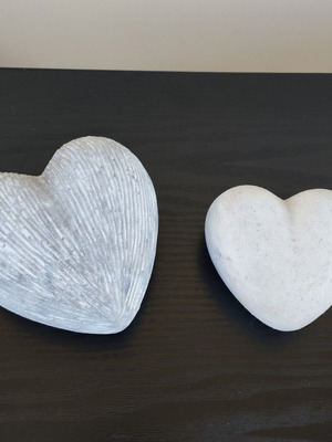 Table decor 3 hearts like new