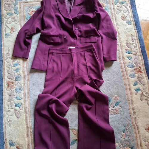 Karavan purple suit set like new, jacket M/L and large trousers