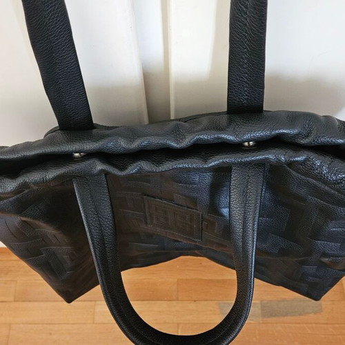 Tsantilis leather shoulder bag new, black