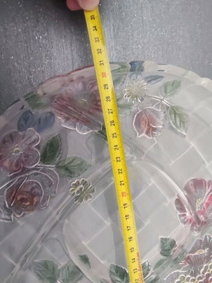 Serving platter like new