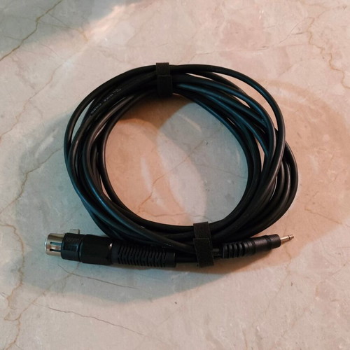 XLR to 3.5mm Mini Jack Microphone Cable 5m like new