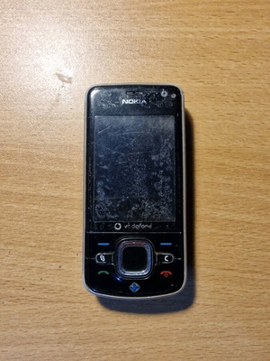 Nokia 6210s used for parts or repair without battery and charger