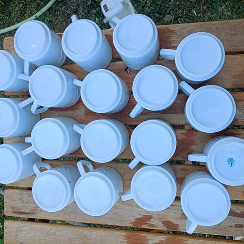 White mugs used, pack of 19, 300ml
