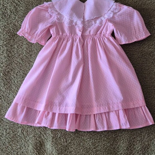 Vintage pink dress for 1.5-2 years with matching hat like new