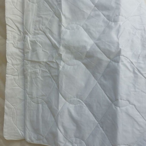 Quilted pillowcases with zipper 45x65 new