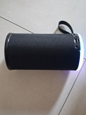 Bluetooth ηχείο μεταχειρισμένο με φως και υποδοχή κάρτας TF