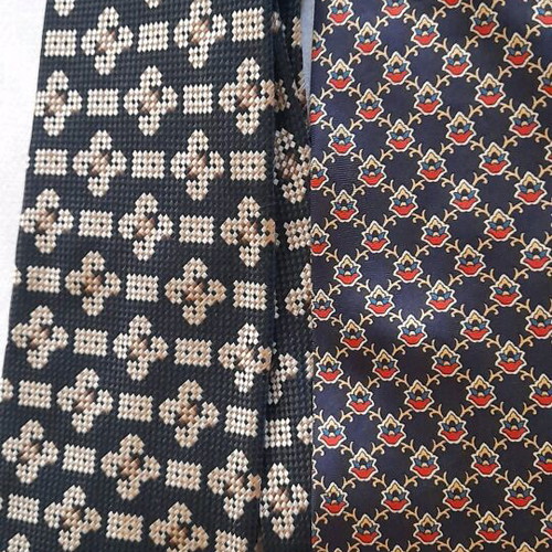 Ties like new, 100% silk, multicolor