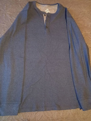 George men's long sleeve shirt like new, size Large, navy blue
