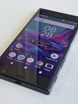 Sony Xperia XA употребяван син телефон с карта памет