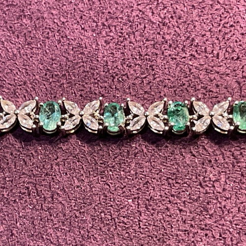 Silver bracelet with natural emeralds and certificate of authenticity