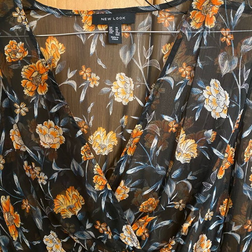 New Look long sheer shirts new, size XL, multicolor
