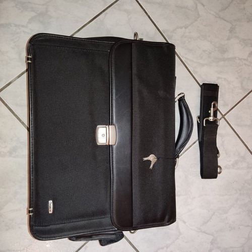 Diplomat professional bag new