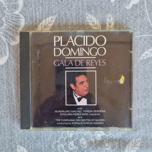 Placido Domingo Gala de Reyes CD like new, classic zarzuela