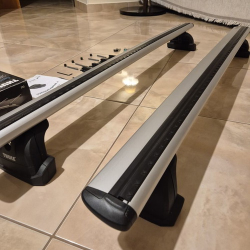 Thule WingBar 753 roof bars for BMW F20 like new