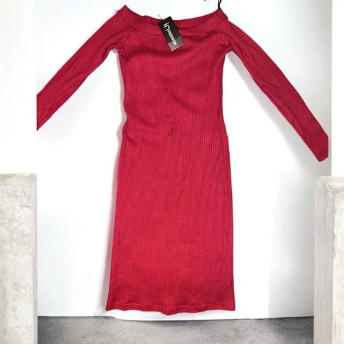 Midi dress new, red with off-shoulder ribbed design