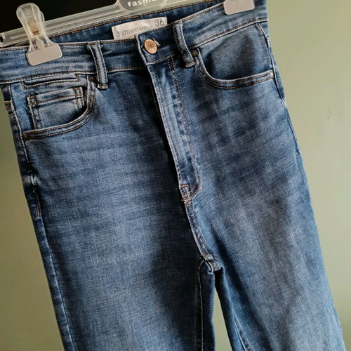 Stradivarius flare jeans used, high waist, blue, size 36