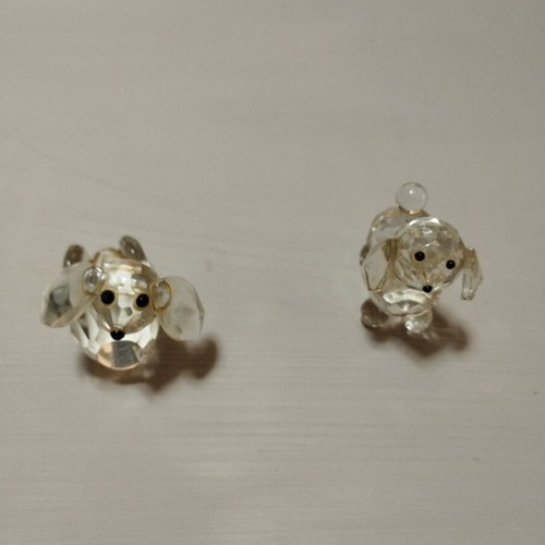Decorative dog figurines like new, set of 2 pieces