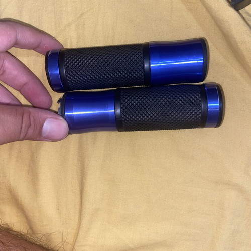 Xinli grips for moped