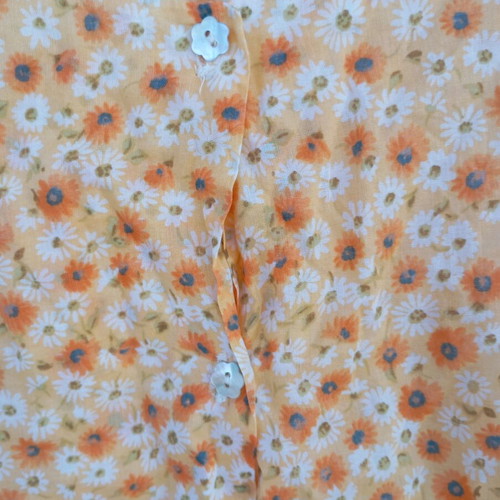 Vintage Nota floral shirt like new, orange with lace