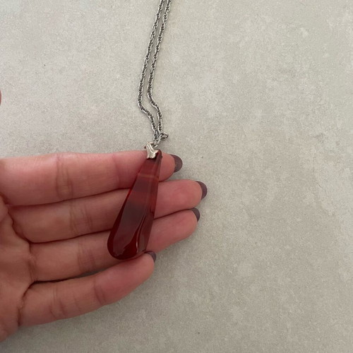 Vintage Atelier necklace like new, brown