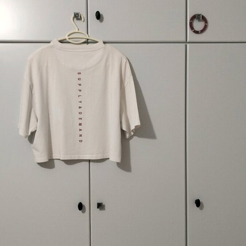 Supply & Demand sports shirt like new, cotton, white and pink