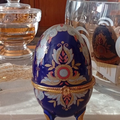Decorative handmade porcelain egg jewelry box new