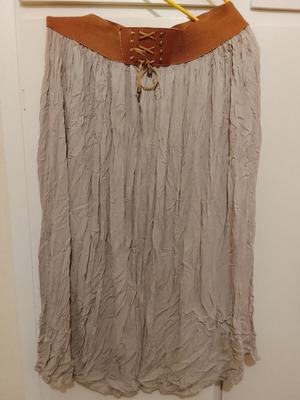 Bohemian maxi skirt with wide corset belt like new, gray and beige