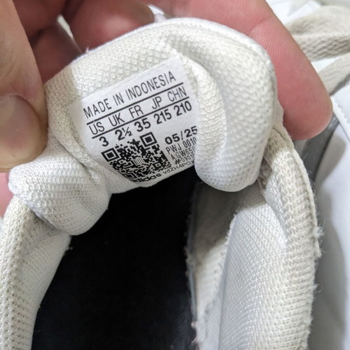 Adidas sneakers size 35 like new, white athletic shoes for girls