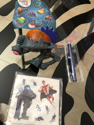 Megamind Message Brainbot McDonalds Happy Meal Toys 2010 μεταχειρισμένο με αυτοκόλλητα
