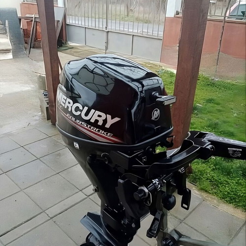 Mercury 9.9 HP outboard engine, 4-stroke, short shaft