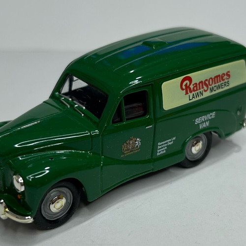 Lledo Vanguards 1996 Austin A40 Van new