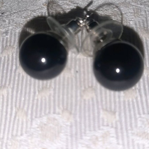 Earrings with black ball new