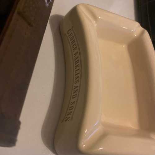 Collectible Karelias set with leather case and new ashtray
