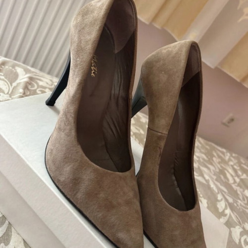 Suede pumps brown size 39 like new, 10cm heel