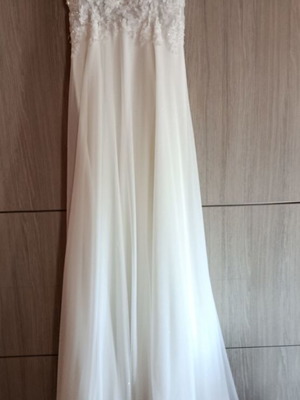 Wedding dress with veil and 4 flower girls dresses, white, size S
