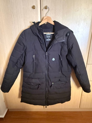 EmersonTech women's black waterproof jacket with hood, size S