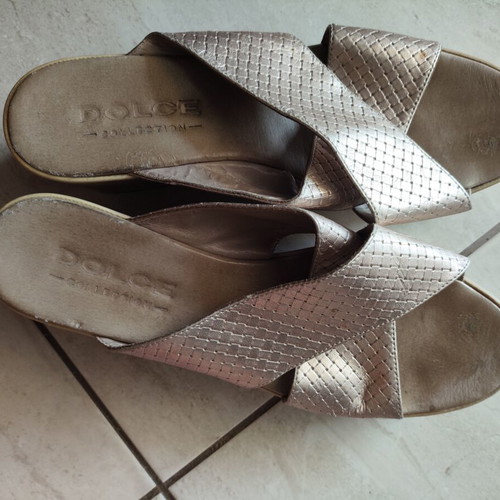 Dolce slippers used, size 40, gold