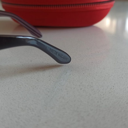 Yozzie Nagashi sunglasses like new with polarised lenses