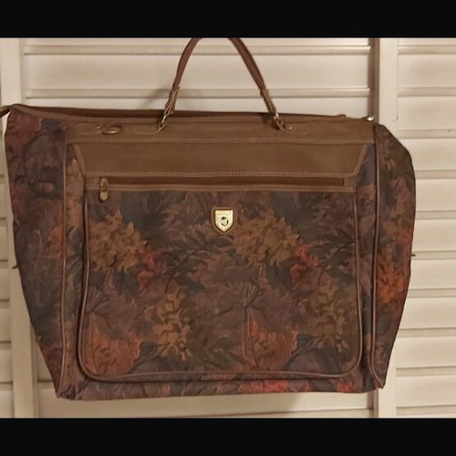 Travel bag like new, beige and brown