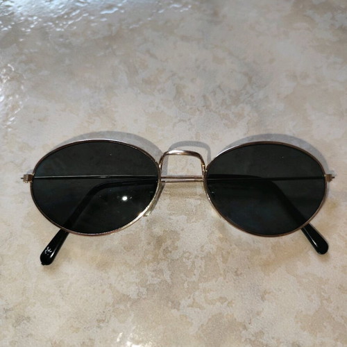 Vintage sunglasses like new