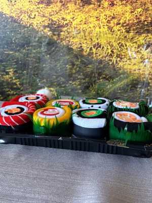sushi socks