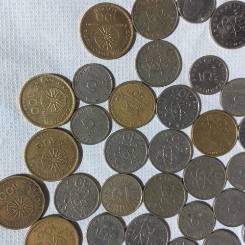Collection of coins used, 45+ drachma pieces from 70s to 90s