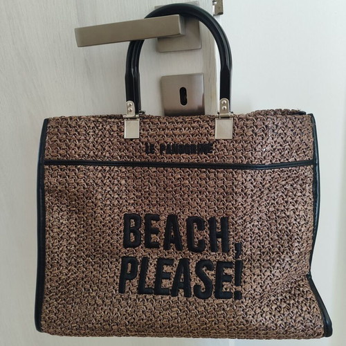 Le Pandorine Aurora Beach Straw Beige handbag like new