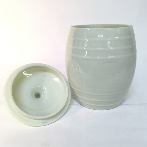 Ceramic container with lid like new 23.5×16×16 cm