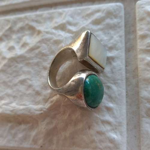 Silver 925 double ring with turquoise and mother-of-pearl, like new