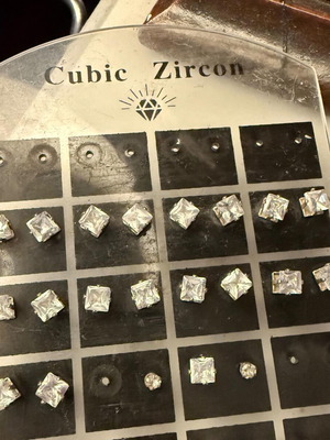 Vintage authentic zircon earrings like new