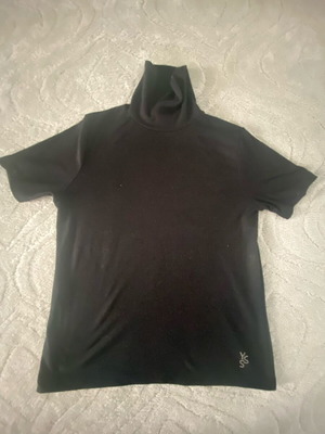 Къс ръкав поло черно размер small като ново