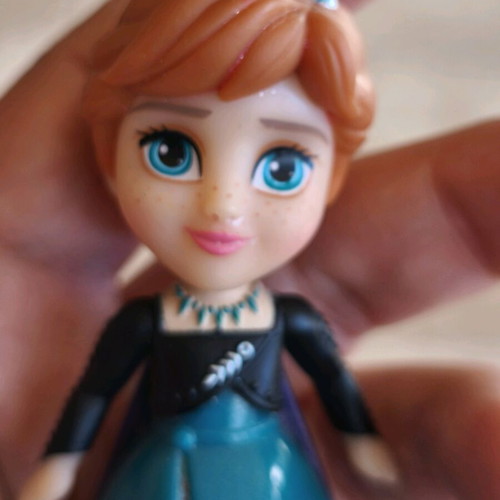Disney Princess Anna Frozen doll used